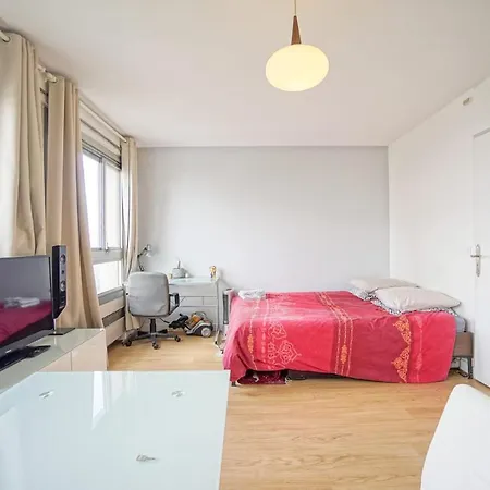 Nice Bright Studio In Standing Residence *