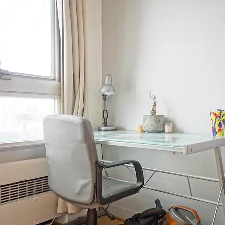 Nice Bright Studio In Standing Residence